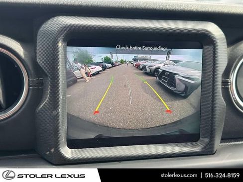 Used 2021 Jeep Wrangler Unlimited Sahara AWD/4WD image 36