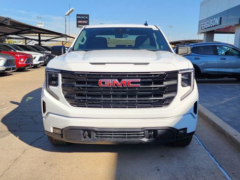 New 2026 GMC Sierra 1500 Elevation image 9