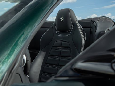 Certified 2023 Ferrari Portofino M image 18