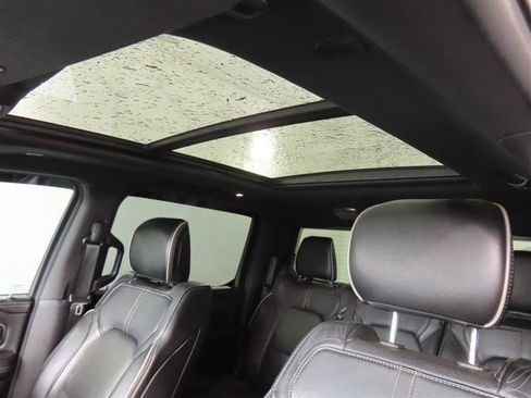 Used 2019 RAM 1500 Limited AWD/4WD image 18
