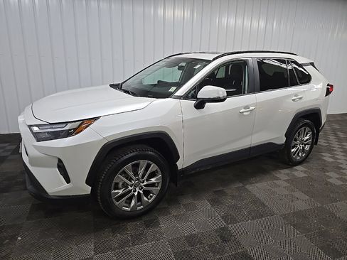 Used 2024 Toyota RAV4 XLE Premium w/ Weather Package AWD/4WD image 6