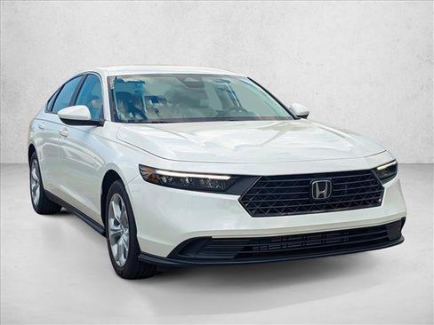 New 2025 Honda Accord LX image 7