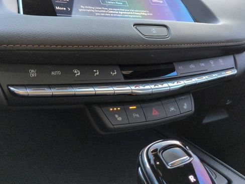 Certified 2023 Cadillac XT4 Sport w/ Technology Package image 26