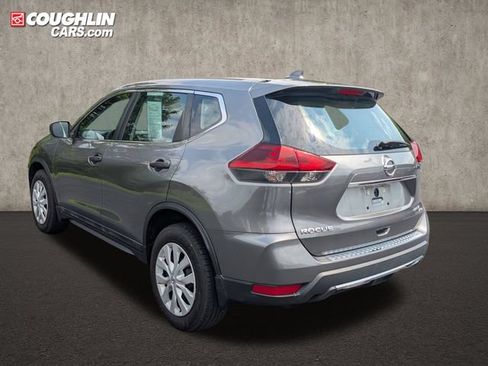 Used 2018 Nissan Rogue S AWD/4WD image 5