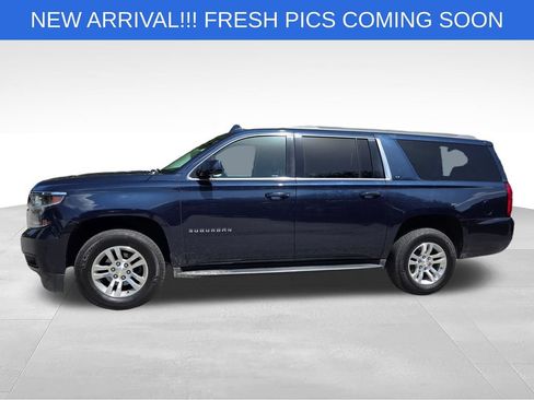 Used 2019 Chevrolet Suburban LT AWD/4WD image 3