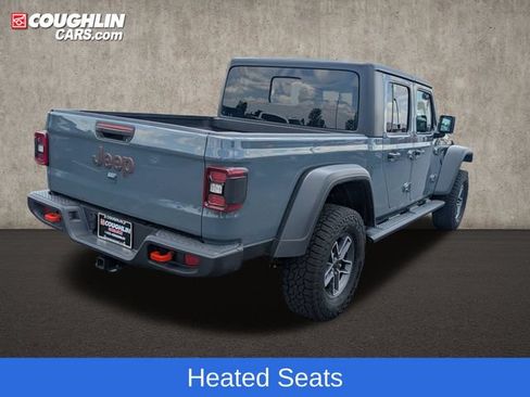 Used 2025 Jeep Gladiator Mojave AWD/4WD image 8