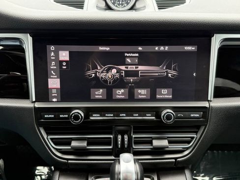 Used 2020 Porsche Macan S image 37