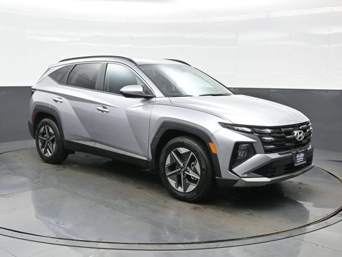 Used 2026 Hyundai Tucson SEL FWD image 8