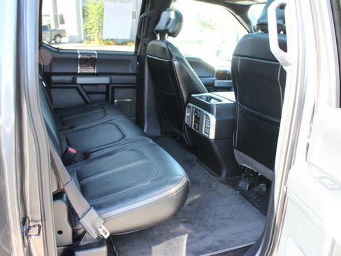 Used 2016 Ford F150 Platinum w/ Equipment Group 701A Luxury image 19