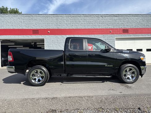 Used 2022 RAM 1500 Big Horn AWD/4WD image 2