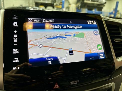 Used 2018 Honda Ridgeline RTL-T image 4