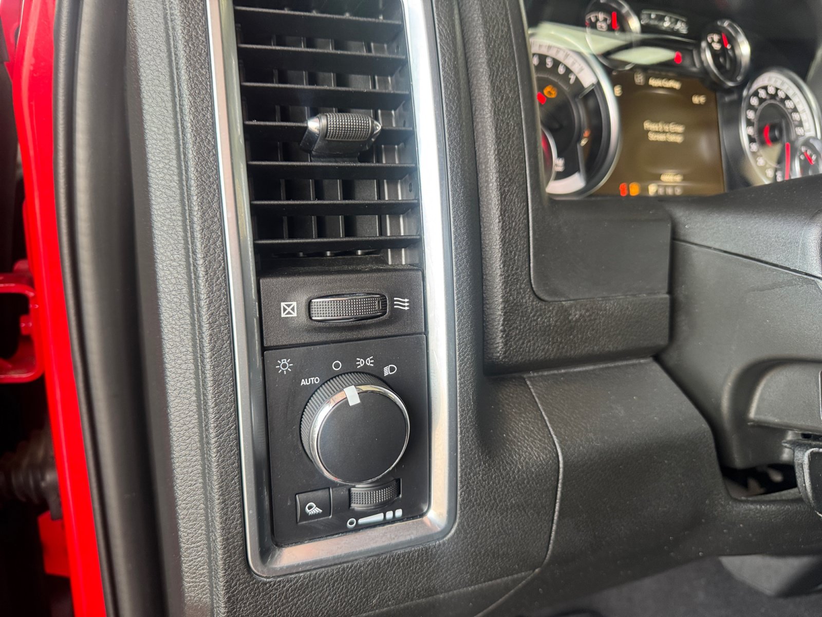 Used 2022 RAM 1500 Warlock w/ Electronics Group AWD/4WD image 13