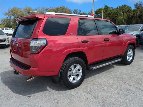 Used 2017 Toyota 4Runner SR5 image 5