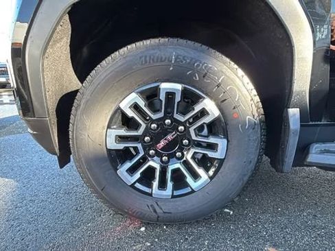 New 2026 GMC Sierra EV Elevation AWD/4WD image 10