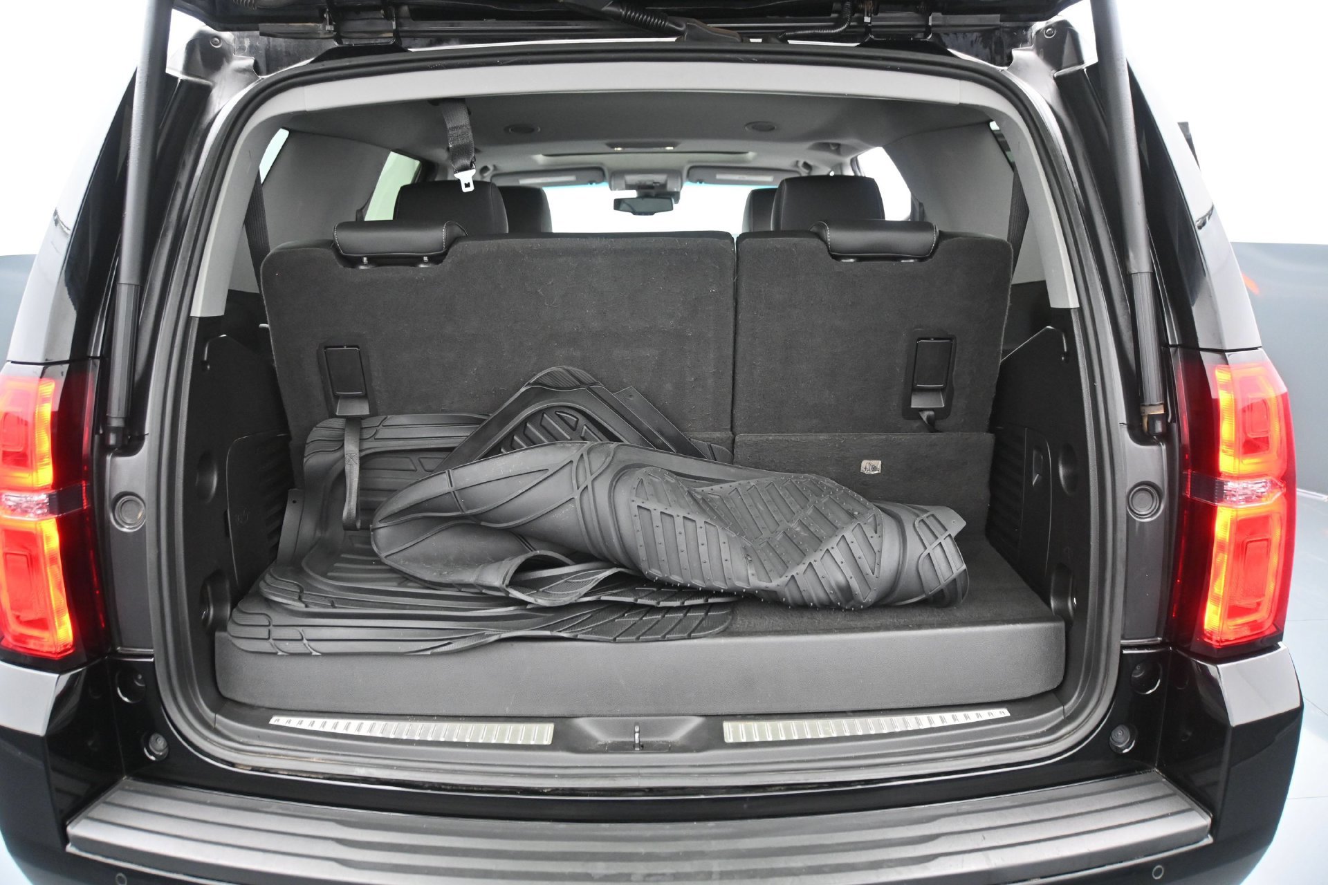 Used 2019 Chevrolet Tahoe LT AWD/4WD image 16
