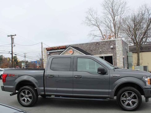 Used 2018 Ford F150 XLT w/ Equipment Group 302A Luxury image 4