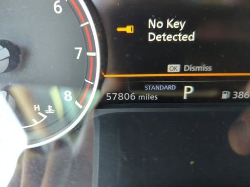 Used 2023 Nissan Rogue SL w/ SL Premium Package image 48