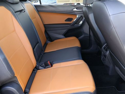 Used 2019 Volkswagen Tiguan SE image 25