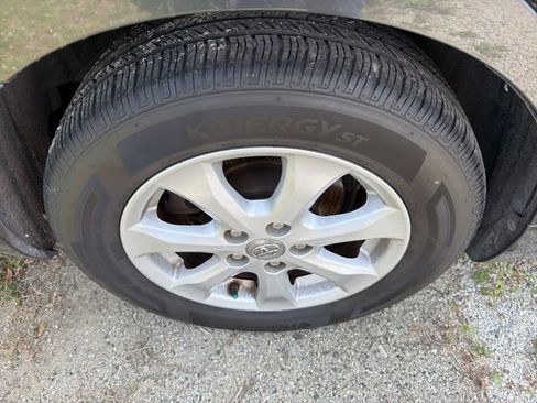 Used 2011 Toyota Camry LE w/ LE Extra-Value Pkg image 5