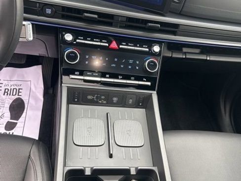 Used 2025 Hyundai Santa Fe Calligraphy image 22