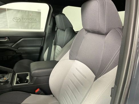 New 2025 Toyota Tacoma TRD Sport image 9