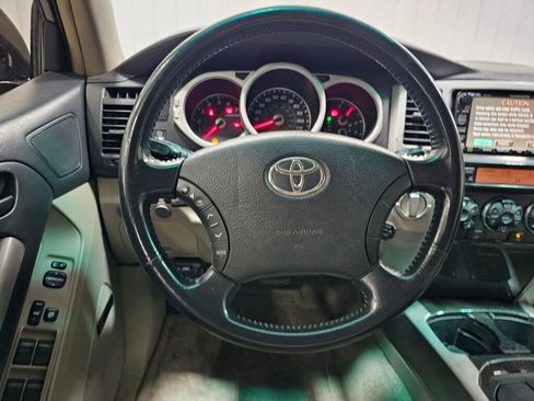 Used 2003 Toyota 4Runner Limited AWD/4WD image 13