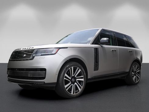 Used 2023 Land Rover Range Rover SV AWD/4WD image 7
