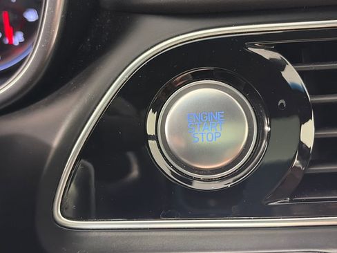 Used 2021 Genesis G70 3.3T w/ Prestige Package AWD/4WD image 23
