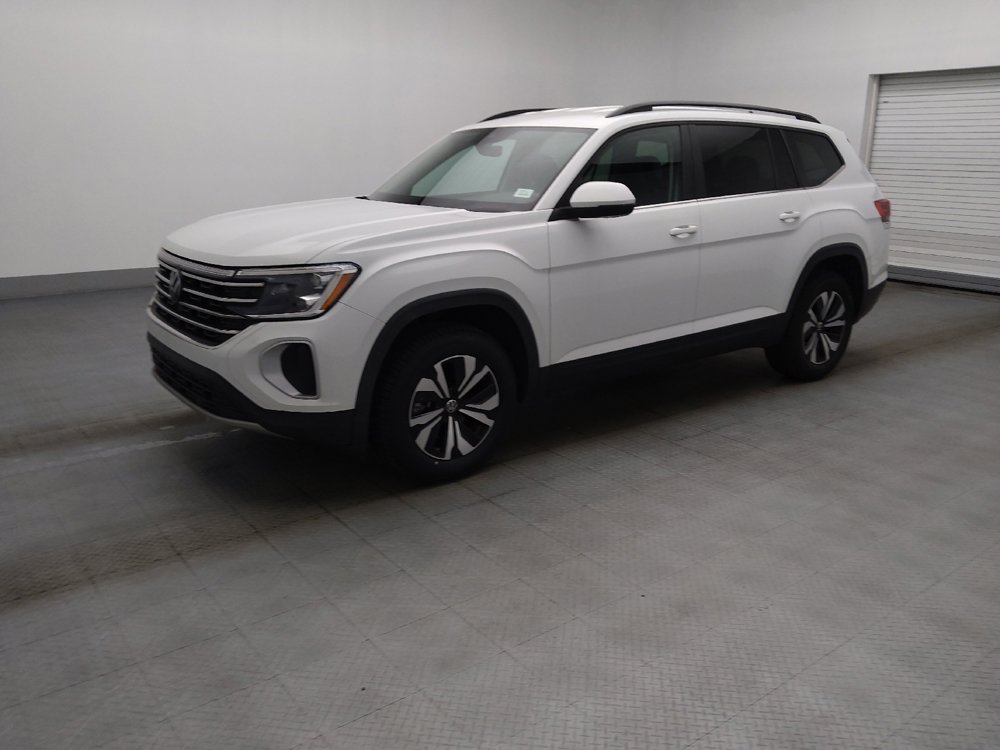 Used 2024 Volkswagen Atlas SE FWD image 2