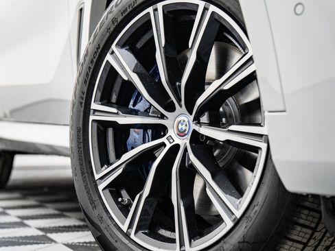 Used 2023 BMW X5 M50i w/ Executive Package image 8