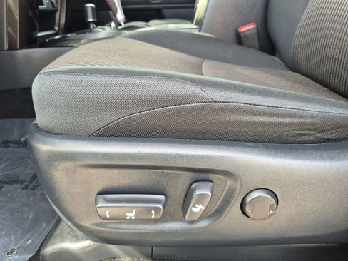 Used 2024 Toyota 4Runner TRD Off-Road image 11