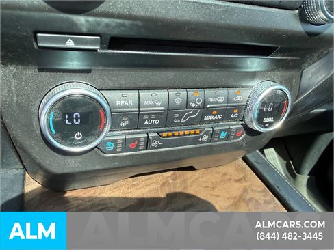 Used 2018 Ford Expedition Max Platinum RWD image 28
