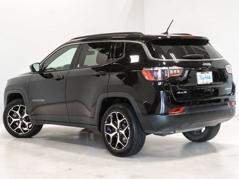 Certified 2025 Jeep Compass Limited AWD/4WD image 26