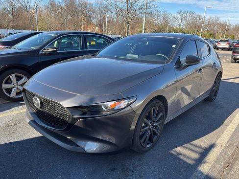 Used 2025 MAZDA MAZDA3 s Sport image 2