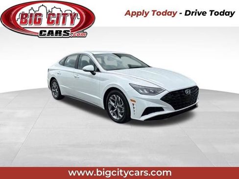 Used 2023 Hyundai Sonata SEL FWD image 1