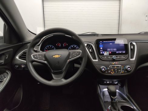 Used 2023 Chevrolet Malibu LT FWD image 22