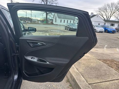 Used 2023 Chevrolet Malibu LT image 19