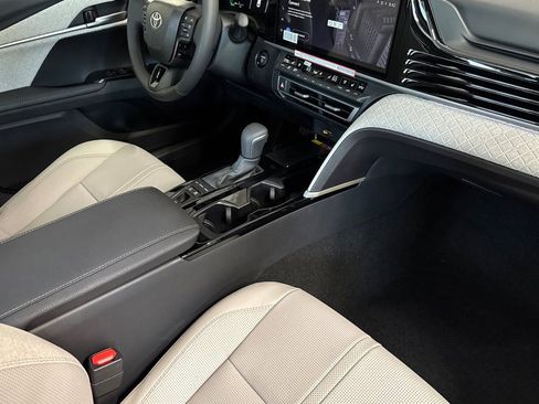 New 2026 Toyota Camry XLE FWD image 17
