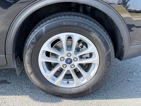 Used 2020 Ford Escape SE FWD image 32