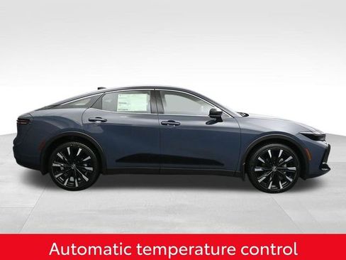 Used 2026 Toyota Crown Platinum AWD/4WD image 13