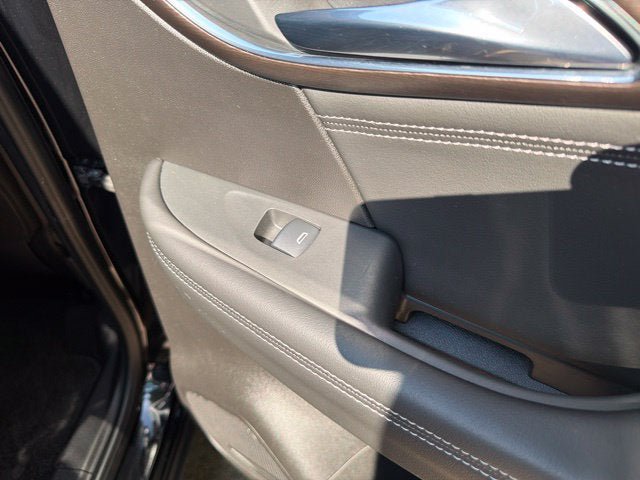 Used 2023 Buick Envision Avenir AWD/4WD image 27