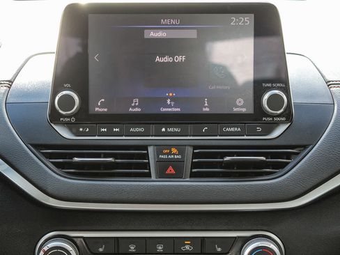 Used 2021 Nissan Altima 2.0 SR image 14