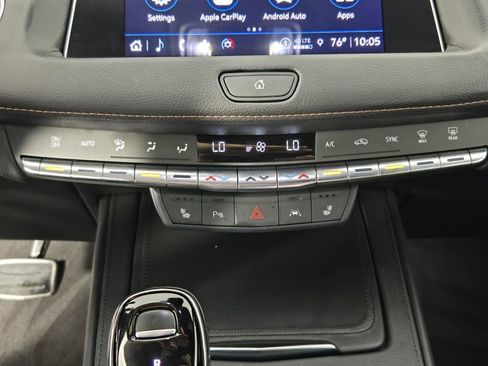 Used 2023 Cadillac XT4 Sport w/ Cold Weather Package image 19