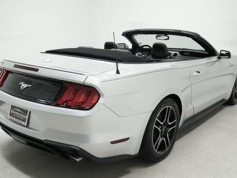 Used 2019 Ford Mustang Premium RWD image 10