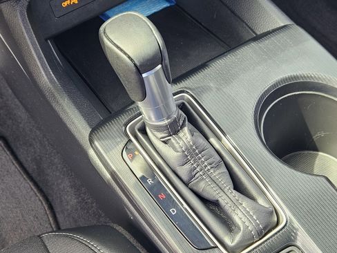 Used 2022 Honda Civic Sport image 17