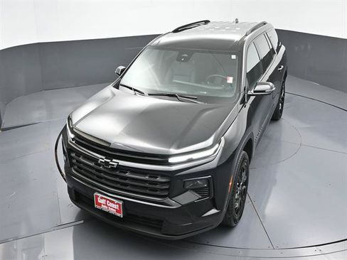 Used 2024 Chevrolet Traverse LT w/ Enhanced Driving Package FWD image 41