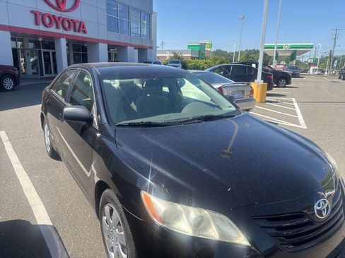 Used 2007 Toyota Camry LE FWD image 4