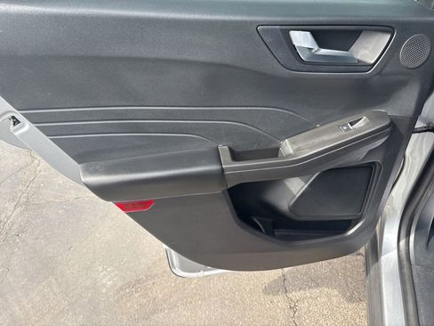 Used 2021 Ford Escape SEL w/ Technology Package image 25