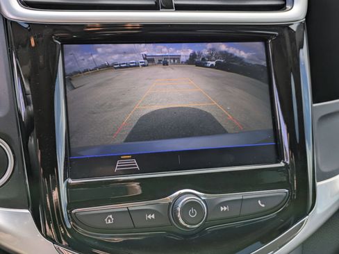 Used 2020 Chevrolet Sonic Premier image 17