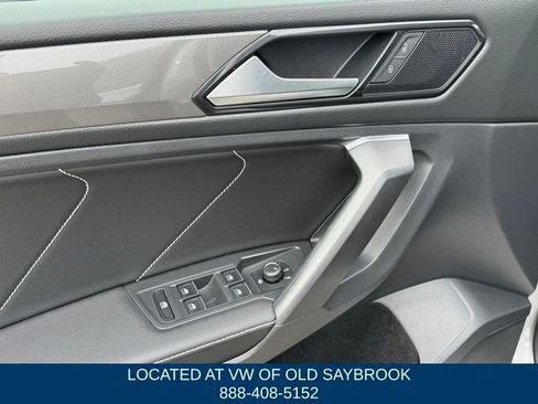 Certified 2023 Volkswagen Tiguan SE w/ Panoramic Sunroof Package AWD/4WD image 34